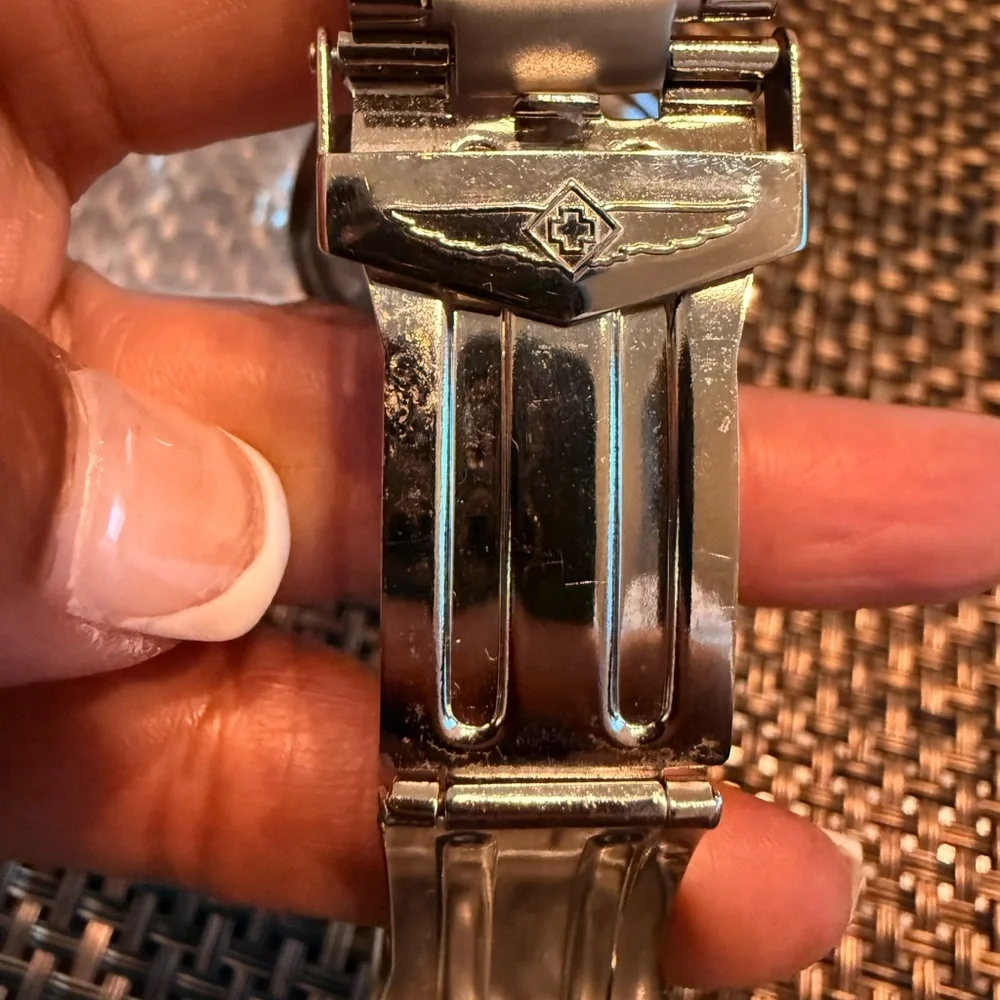 Invicta bold blue